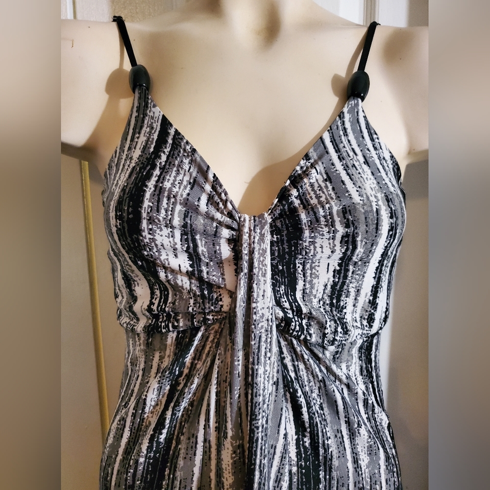 Black and gray print maxi dress by Hynotik Tripnotic size small - Picture 2 of 4